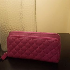 COACH Wallet Magenta Quilted Leather